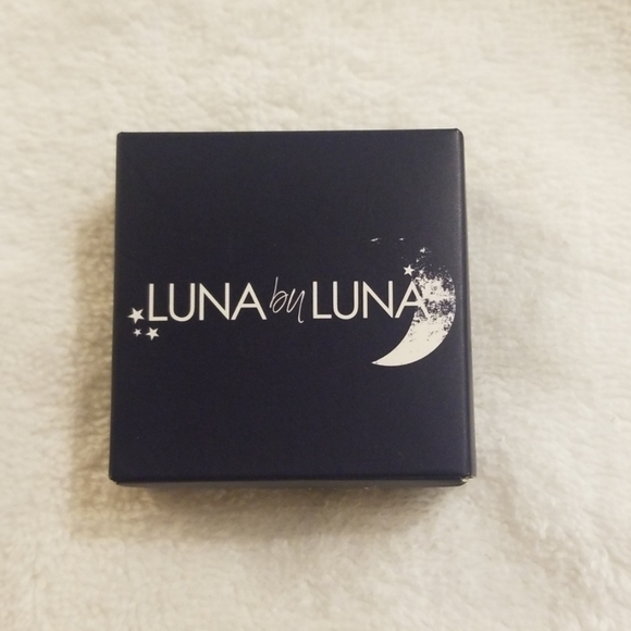 Luna by Luna Baked Highlighter in Crescent - Picture 2 of 4